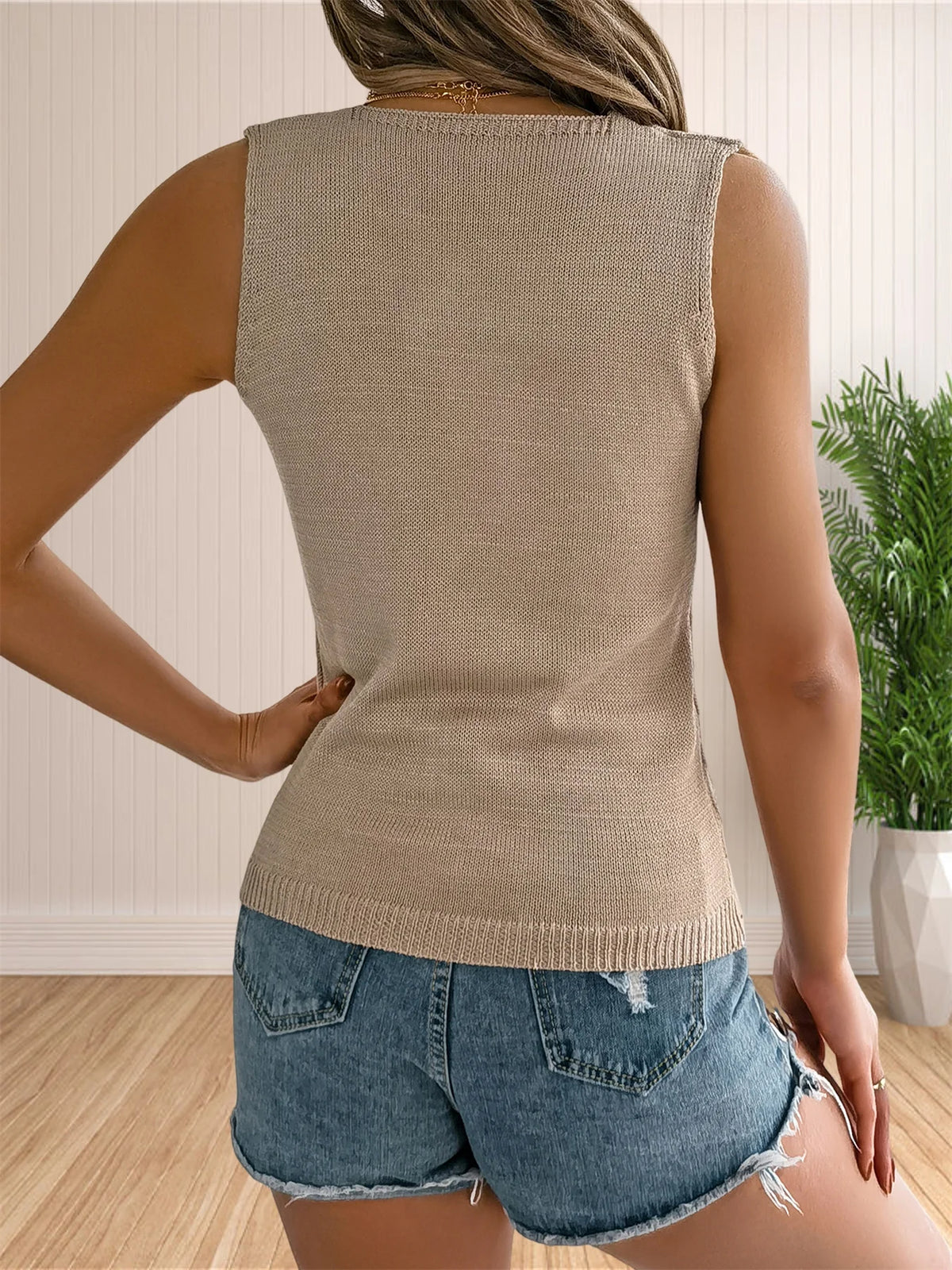 Crochet Tank Tops for Women Fashion 2024 V Neck Sleeveless Sweaters Vest Cropped Summer Lightweight Knit Tops
